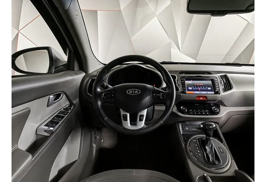 Kia Sportage 2.0 TD AT 4WD (136 л.с.) Бежевый в АВИЛОН. Слайд №20