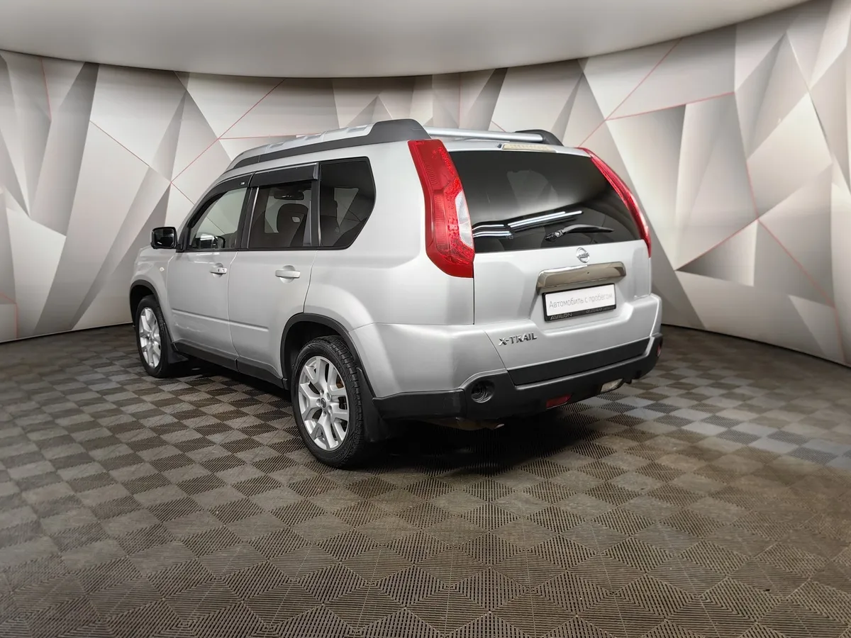 Nissan X-Trail 2.0 CVT AWD (141 л.с.) Серебристый в АВИЛОН. Слайд №4