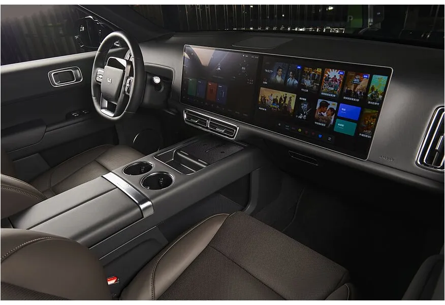 Li Auto L9 1.5 AT 4WD (449 л.с.) Ultra Черный в АВИЛОН. Слайд №14