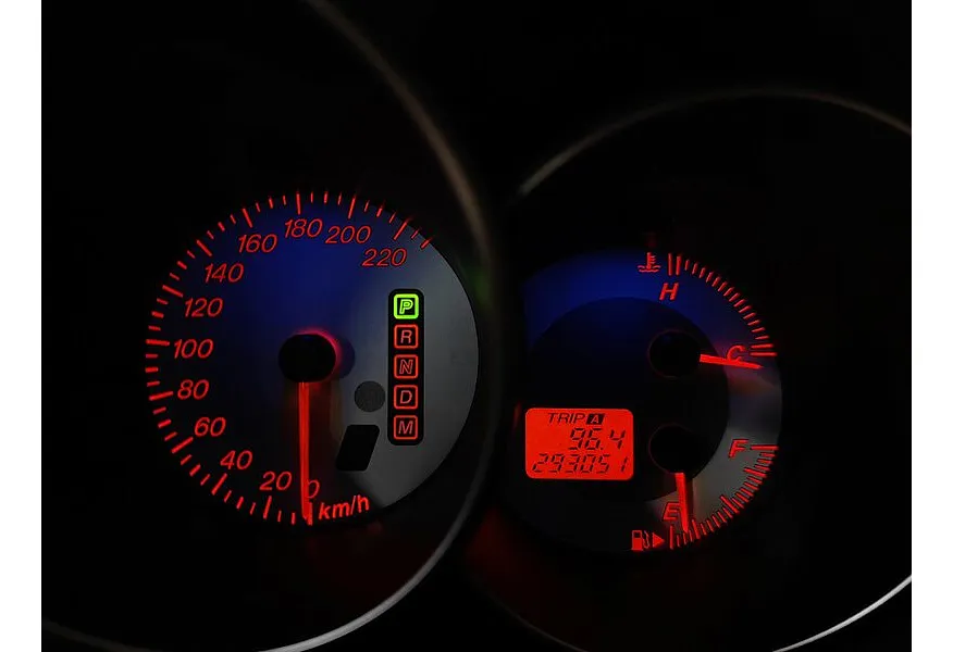 Mazda 3 1.6 AT (105 л.с.) Черный в АВИЛОН. Слайд №18