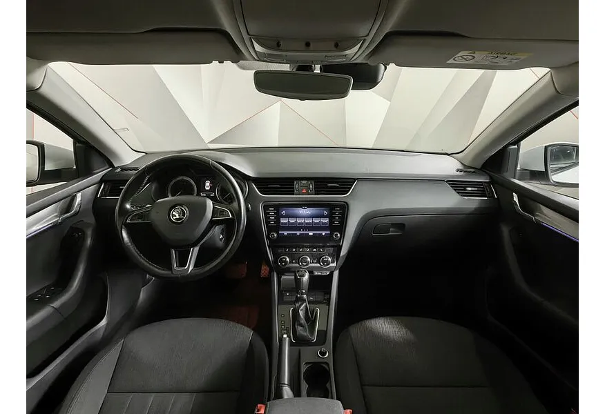 АВИЛОН - Skoda Octavia 1.4 TSI DSG (150 л.с.) Ambition Белый - slide 13