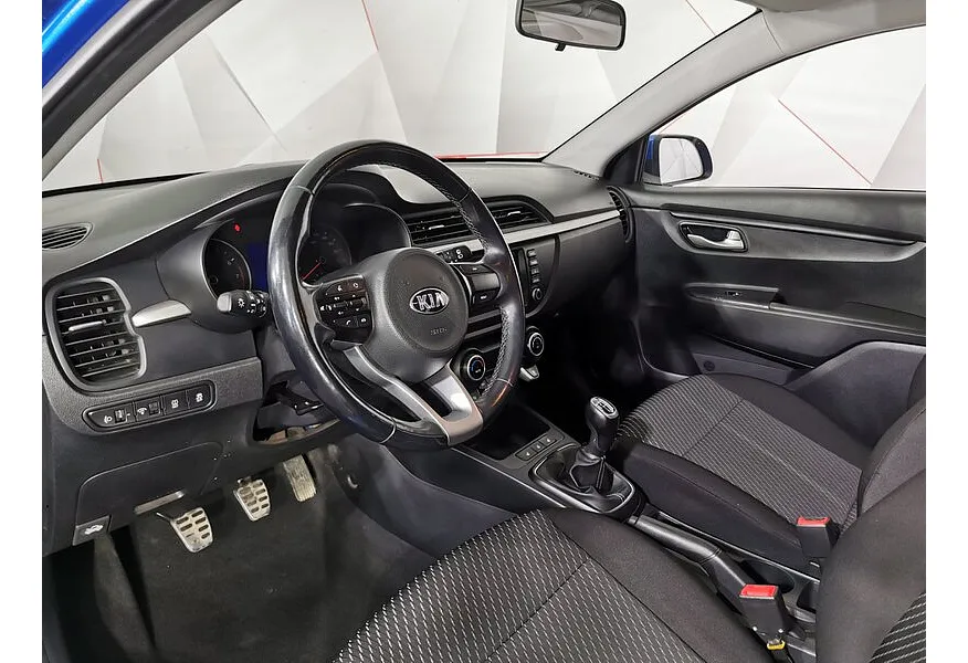 Kia Rio X-Line 1.6 MT (123 л.с.) Comfort Синий в АВИЛОН. Слайд №19