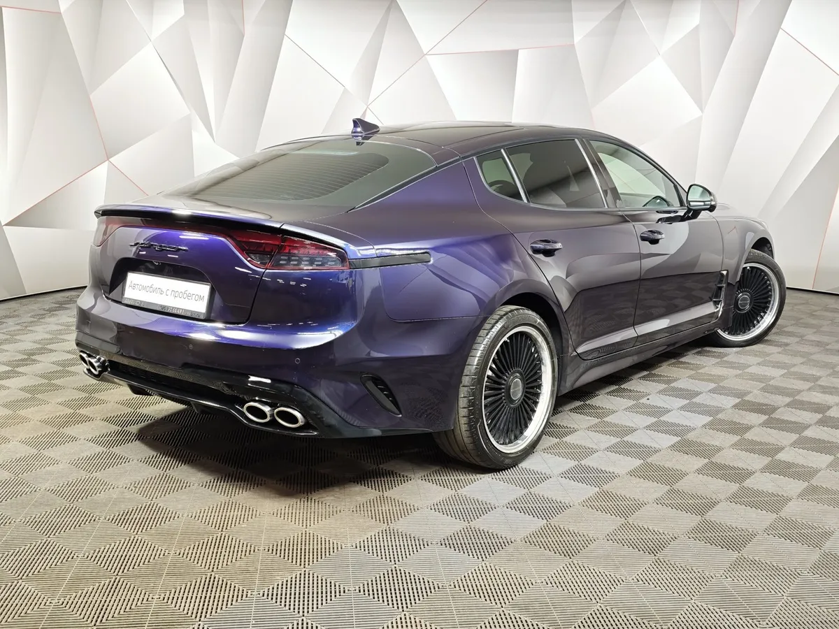 Kia Stinger 2.0 AT AWD (247 л.с.) GT Line Синий в АВИЛОН. Слайд №2