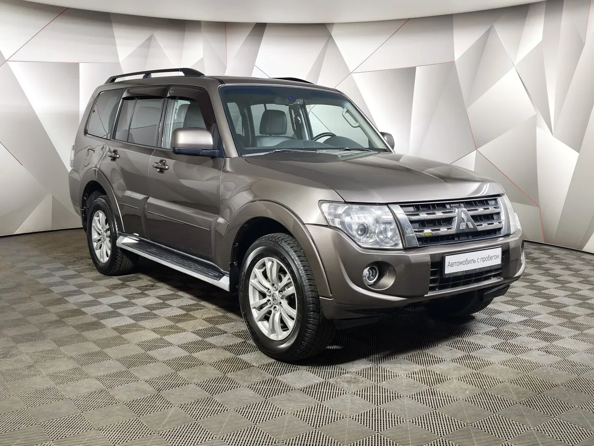 Mitsubishi Pajero 3.0 AT AWD (178 л.с.) Коричневый в АВИЛОН. Слайд №3