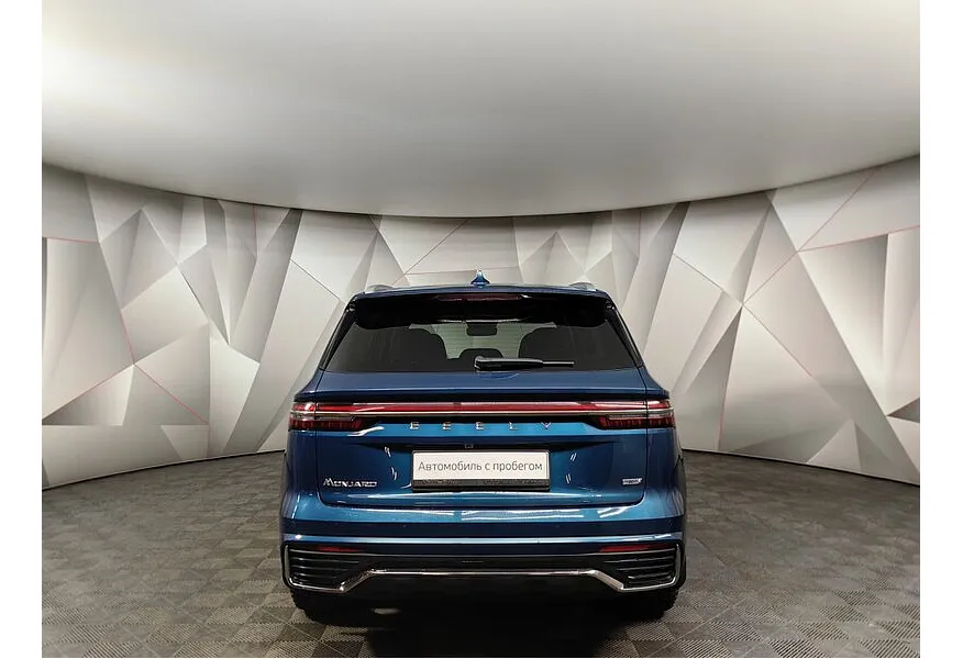 Geely Monjaro 2.0T 8AT 4WD (238 л.с.) Exclusive Синий в АВИЛОН. Слайд №8