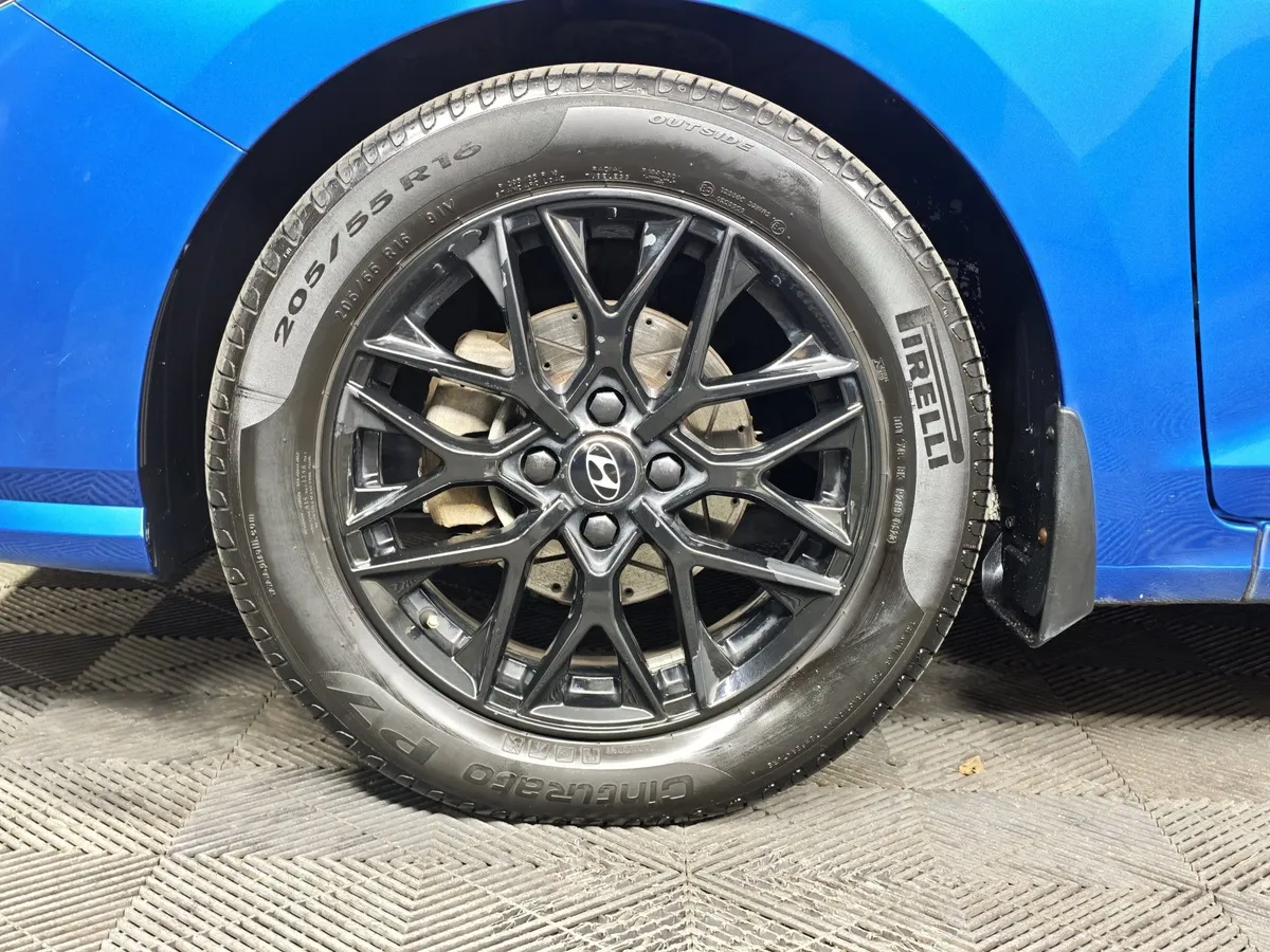 Hyundai Solaris 1.6 MT (123 л.с.) Active Plus Синий в АВИЛОН. Слайд №9