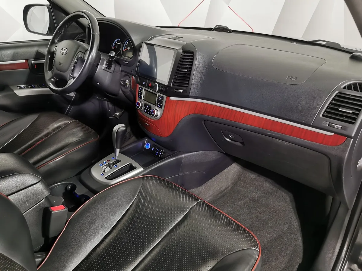 Hyundai Santa Fe 2.2 CRDi AT (153 л.с.) Черный в АВИЛОН. Слайд №12