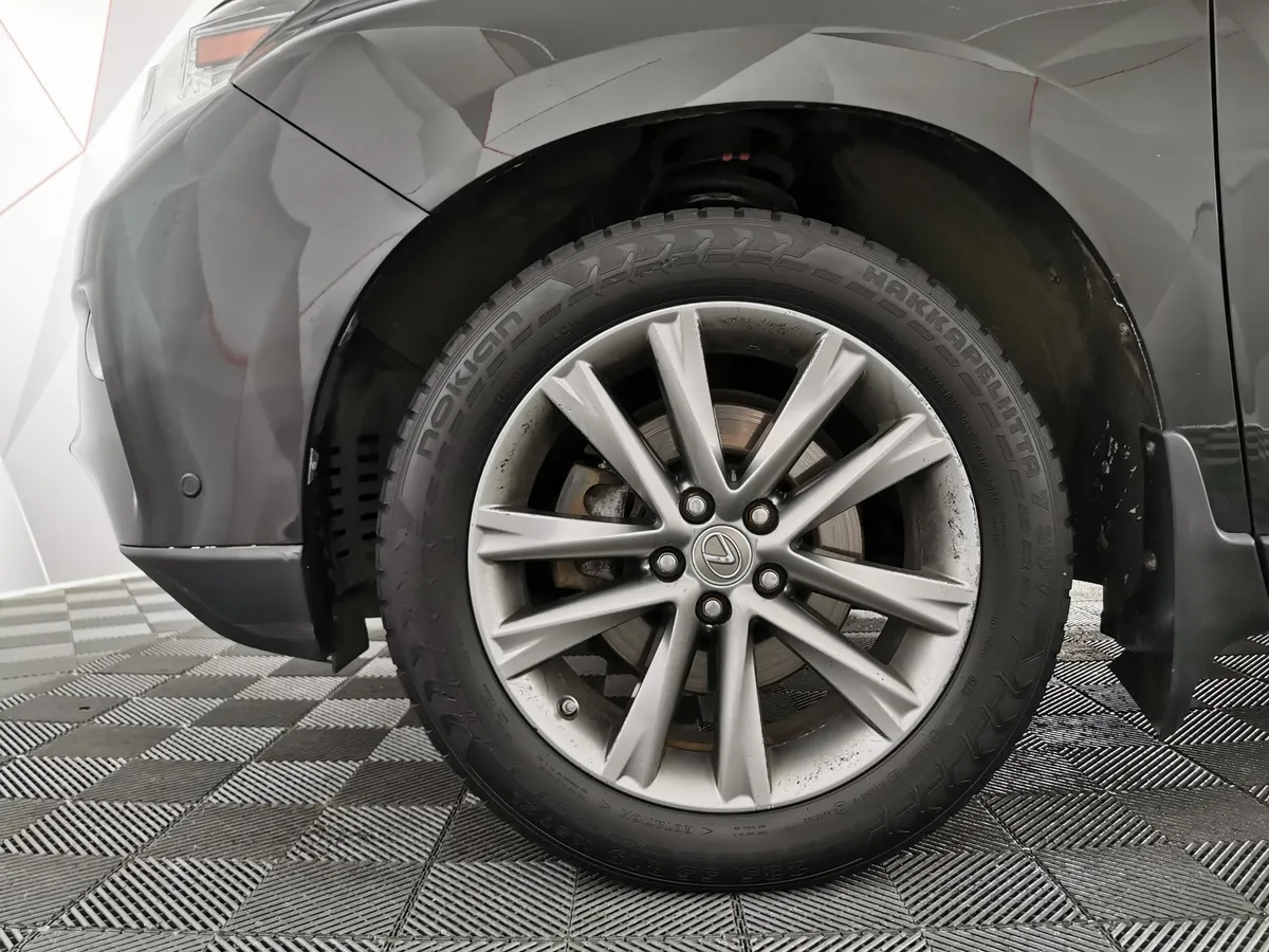 Lexus RX 270 AT (188 л.с.) Черный в АВИЛОН. Слайд №9