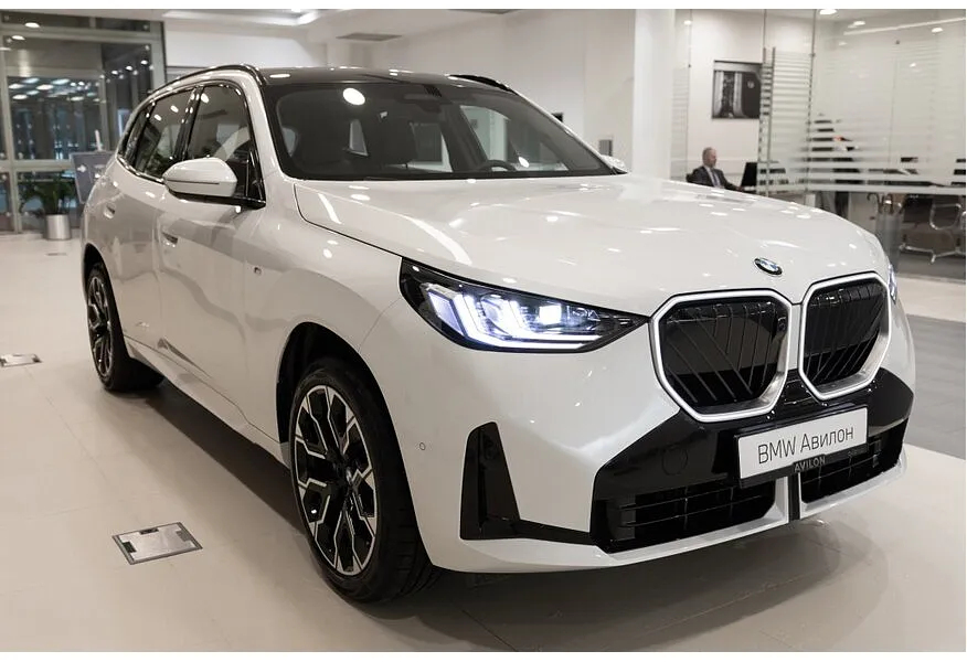 BMW X3 xDrive20i AT (190 л.с.) Белый в АВИЛОН. Слайд №2