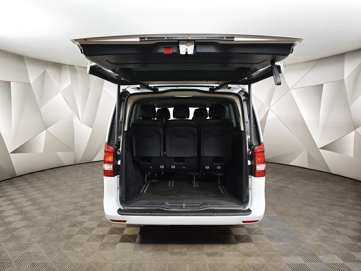 Mercedes-Benz V-Класс V 220 d AT L1 (163 л.с.) Белый в АВИЛОН. Слайд №11