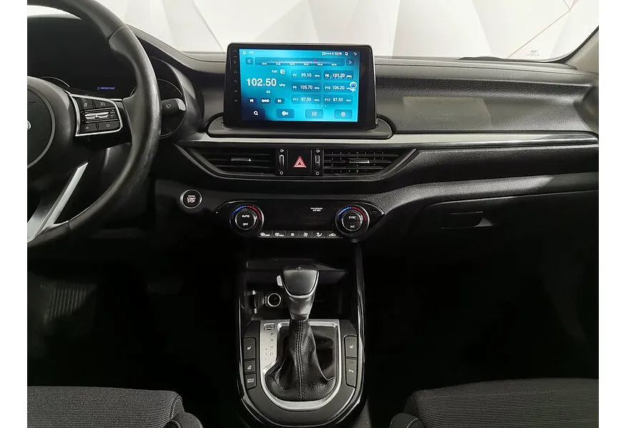 Kia Cerato 1.6 MPI AT (128 л.с.) Prestige Белый в АВИЛОН. Слайд №15