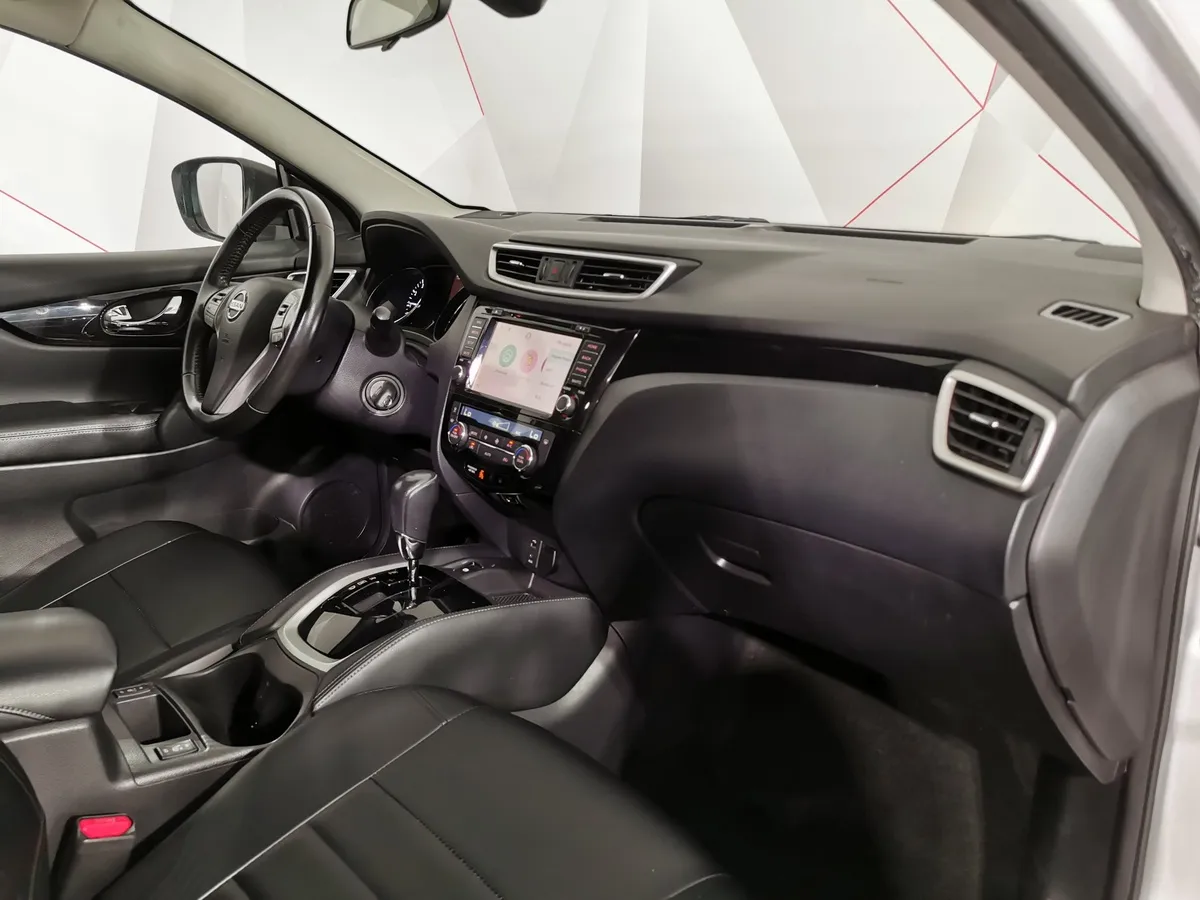 Nissan Qashqai 2.0 CVT (144 л.с.) Серебристый в АВИЛОН. Слайд №12