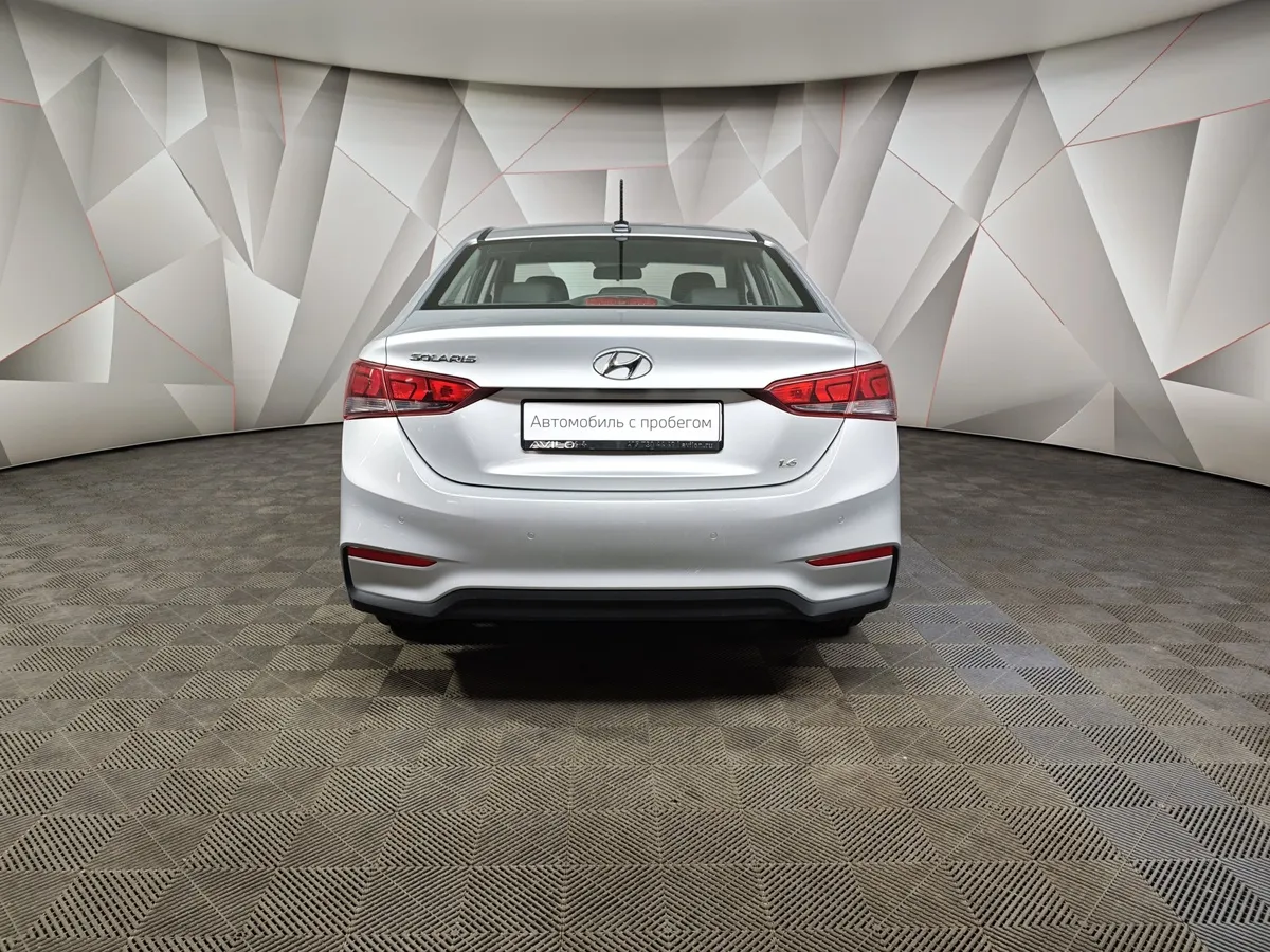 Hyundai Solaris 1.6 AT (123 л.с.) Elegance Серебристый в АВИЛОН. Слайд №8