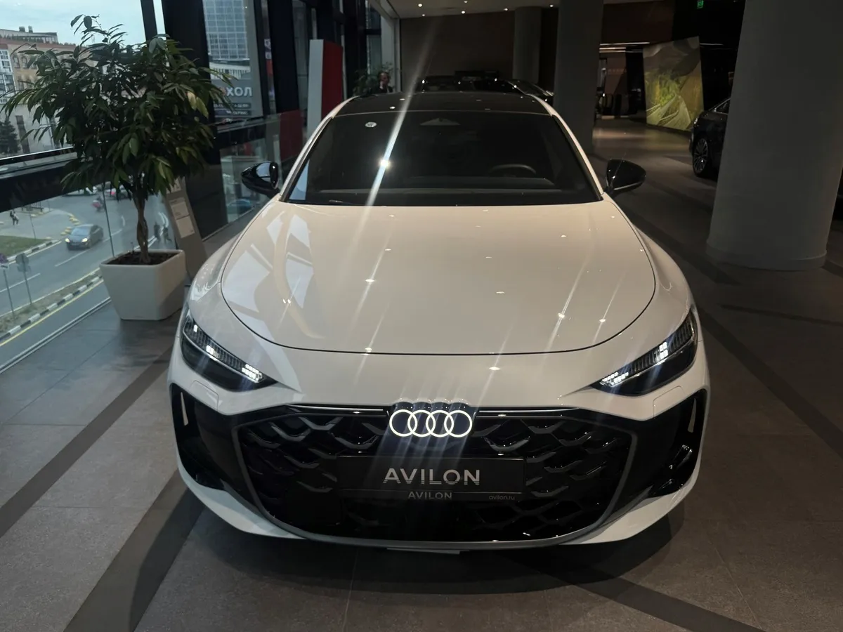 Audi A5 2.0 40 TFSI S-tronic quattro (204 л.с.) Белый в АВИЛОН. Слайд №3