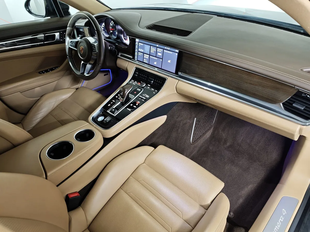 Porsche Panamera 4 3.0 PDK AWD (330 л.с.) Серый в АВИЛОН. Слайд №13
