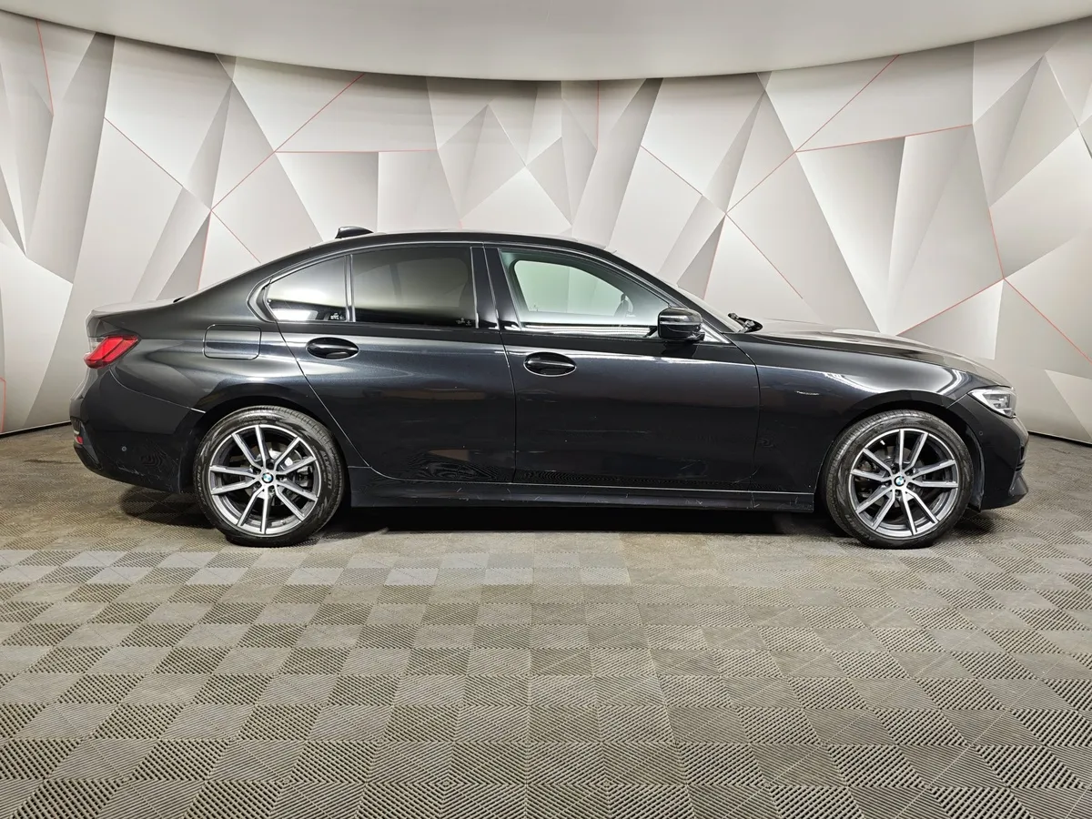 BMW 3 серия 318d Steptronic (150 л.с.) Sport Line Edition 21 Черный в АВИЛОН. Слайд №6