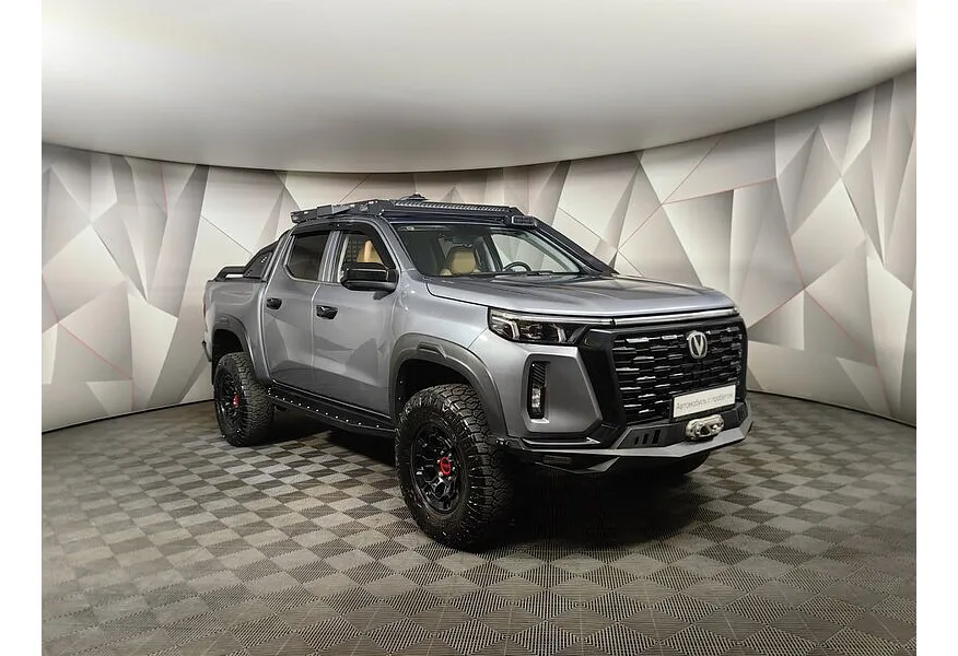 Changan HUNTER PLUS 2.0 AT 4WD (226 л.с.) Luxe Серый в АВИЛОН. Слайд №3