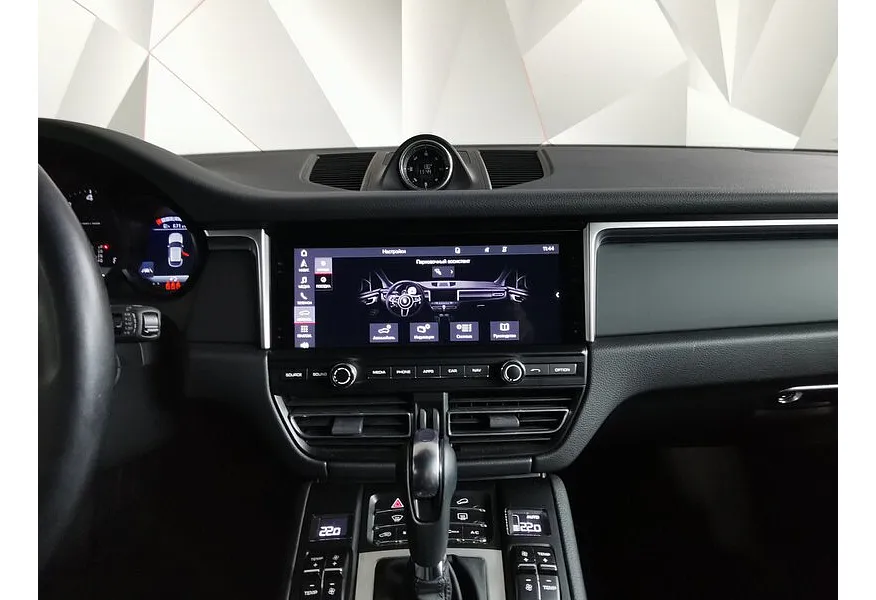 Porsche Macan 2.0 PDK AWD (252 л.с.) Черный в АВИЛОН. Слайд №15