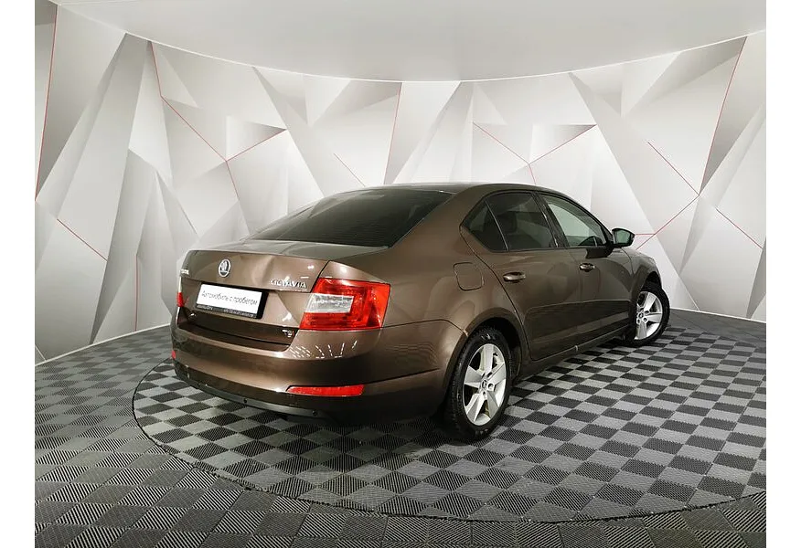 Skoda Octavia 1.4 TSI MT (140 л.с.) Коричневый в АВИЛОН. Слайд №2