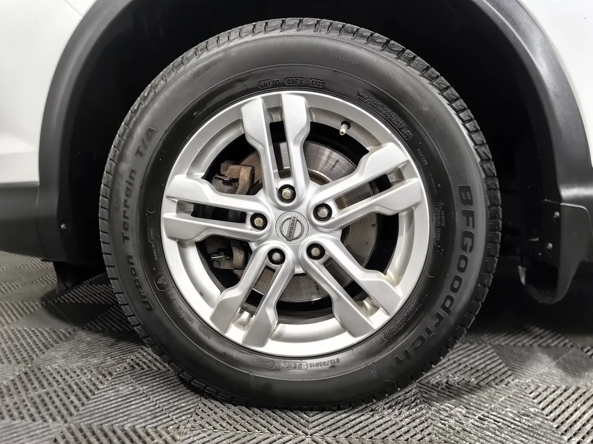 Nissan Qashqai 2.0 CVT (144 л.с.) Белый в АВИЛОН. Слайд №9