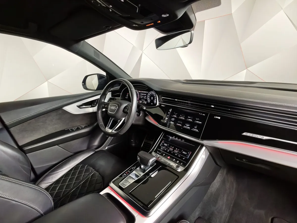 Audi Q8 45 TDI Tiptronic quattro (249 л.с.) Синий в АВИЛОН. Слайд №13