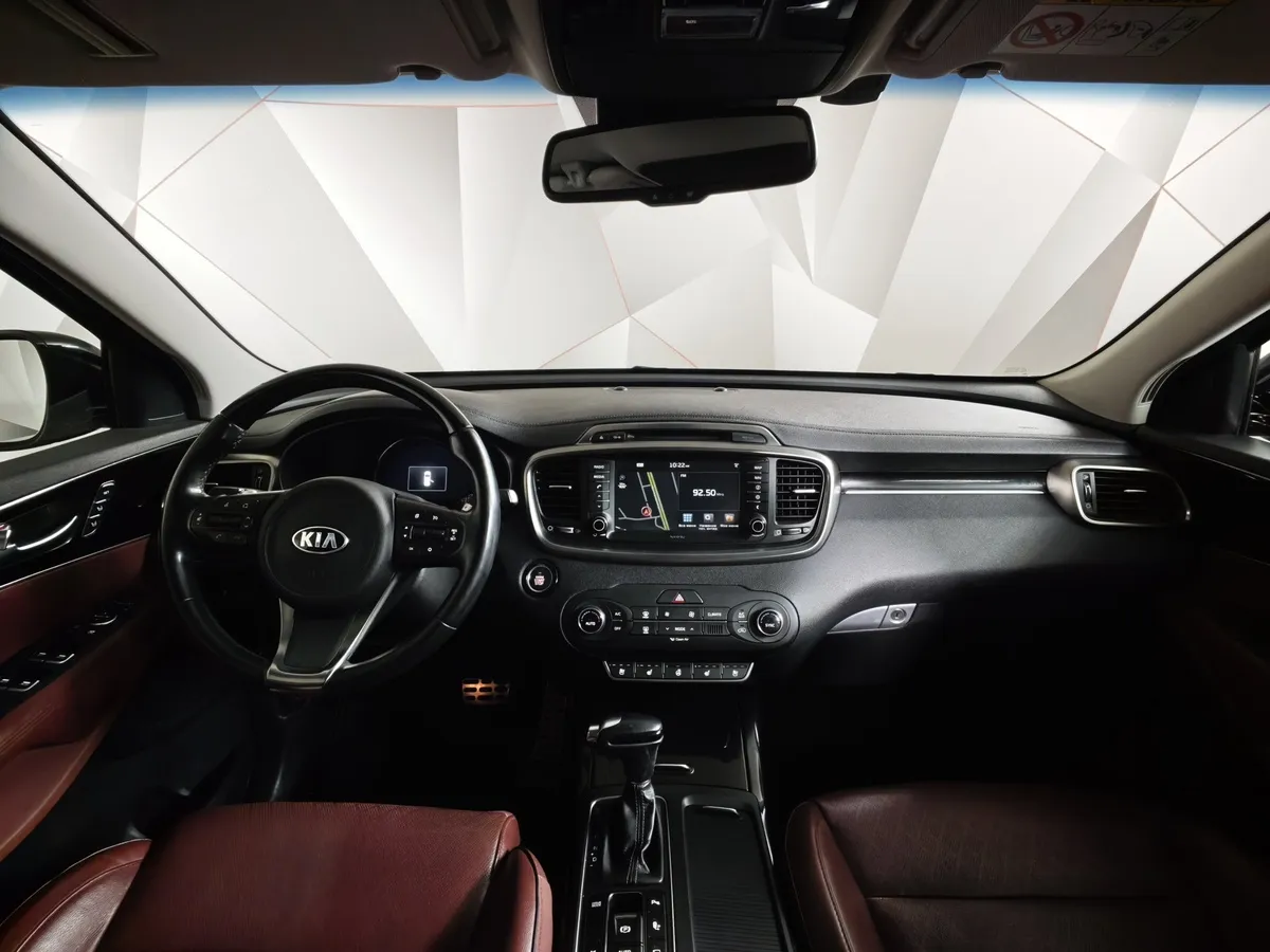 Kia Sorento 3.5 AT AWD (249 л.с.) GT Line Черный в АВИЛОН. Слайд №12