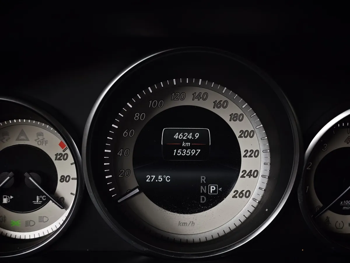 Mercedes-Benz E-Класс E 350 4MATIC 7G-Tronic Plus (272 л.с.) Белый в АВИЛОН. Слайд №16