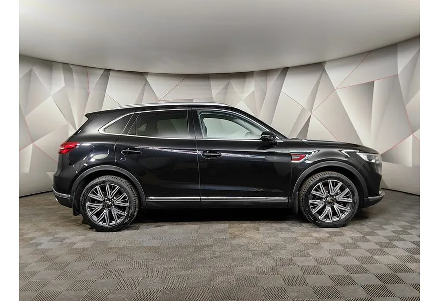 Hongqi HS5 2.0 AT 4WD (224 л.с.) Comfort Черный в АВИЛОН. Слайд №6