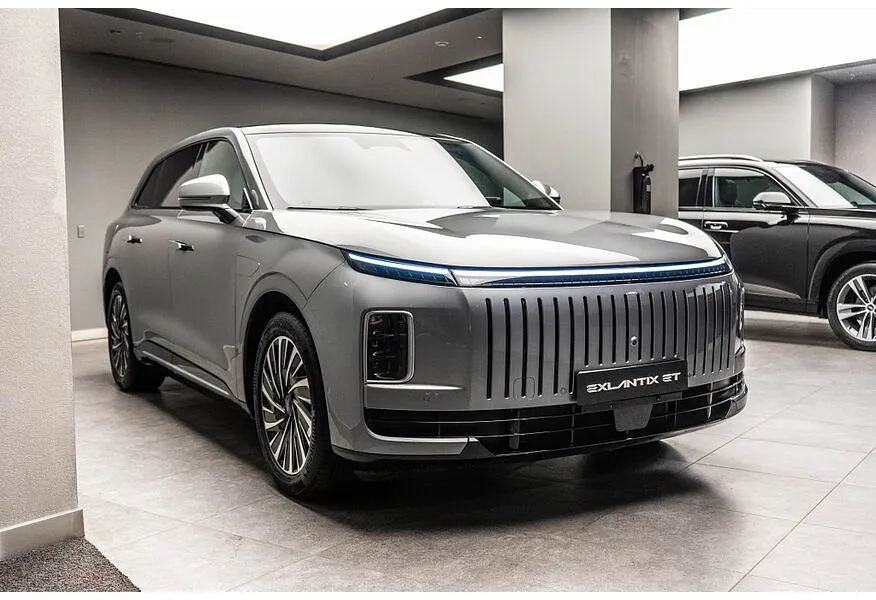 EXEED Exlantix ET 1.5 AT 4WD (469 л.с.) Серый в АВИЛОН. Слайд №2