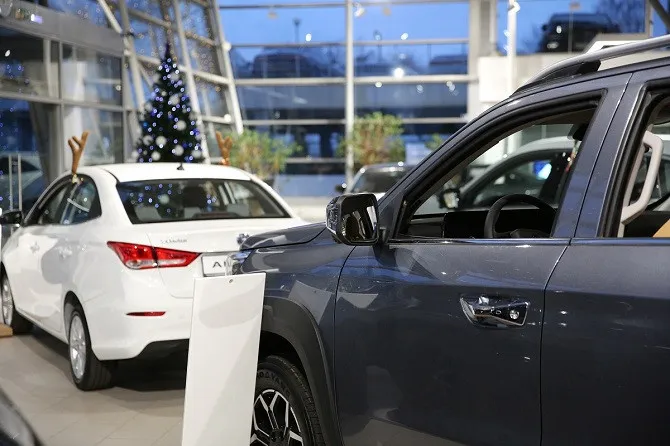 Дилеры рассказали о причинах роста цен на автомобили