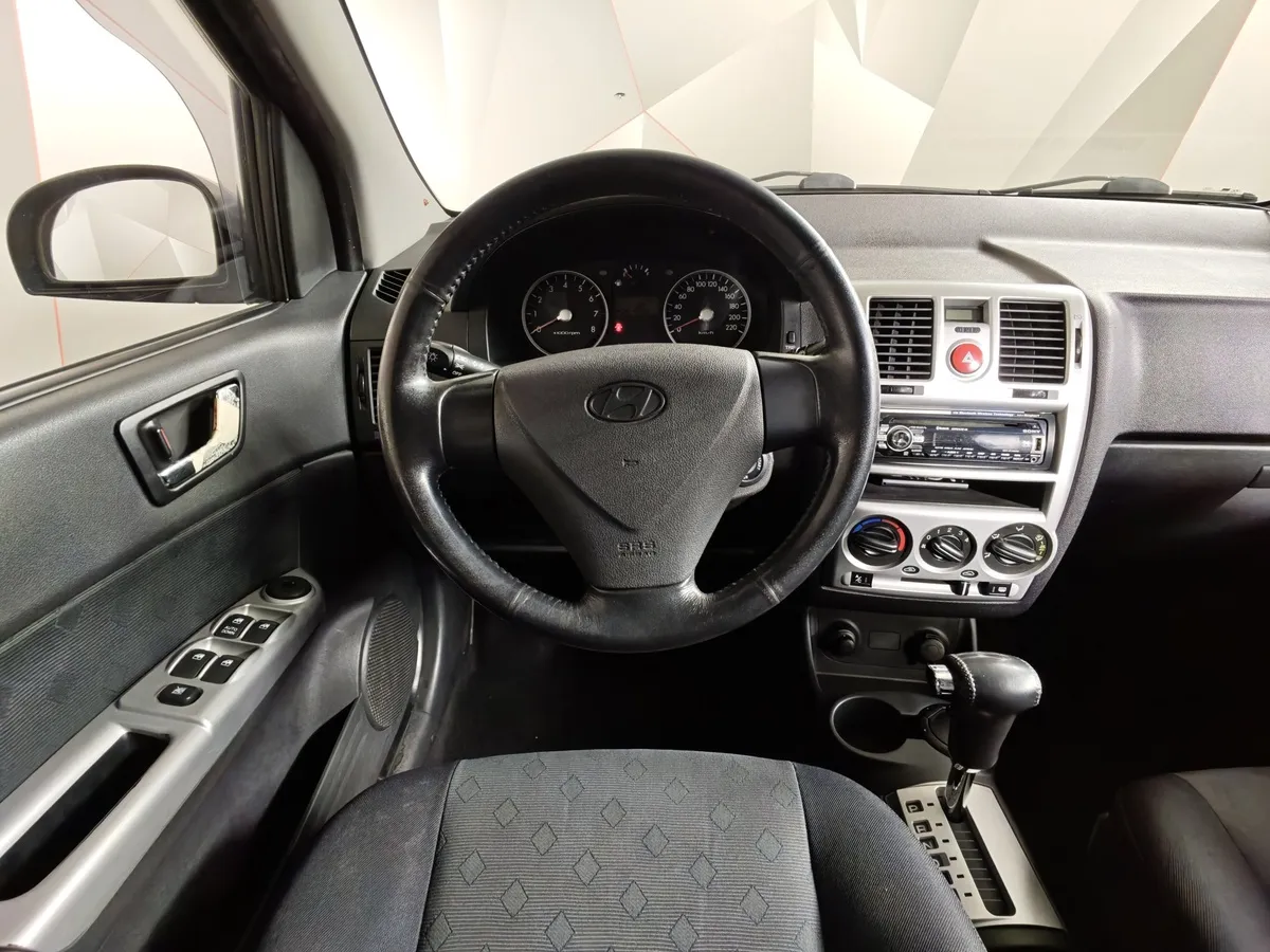 Hyundai Getz 1.6 AT (105 л.с.) Бежевый в АВИЛОН. Слайд №20