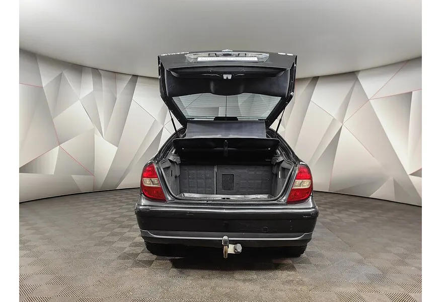 Citroen C5 2.0 AT (136 л.с.) Черный в АВИЛОН. Слайд №10