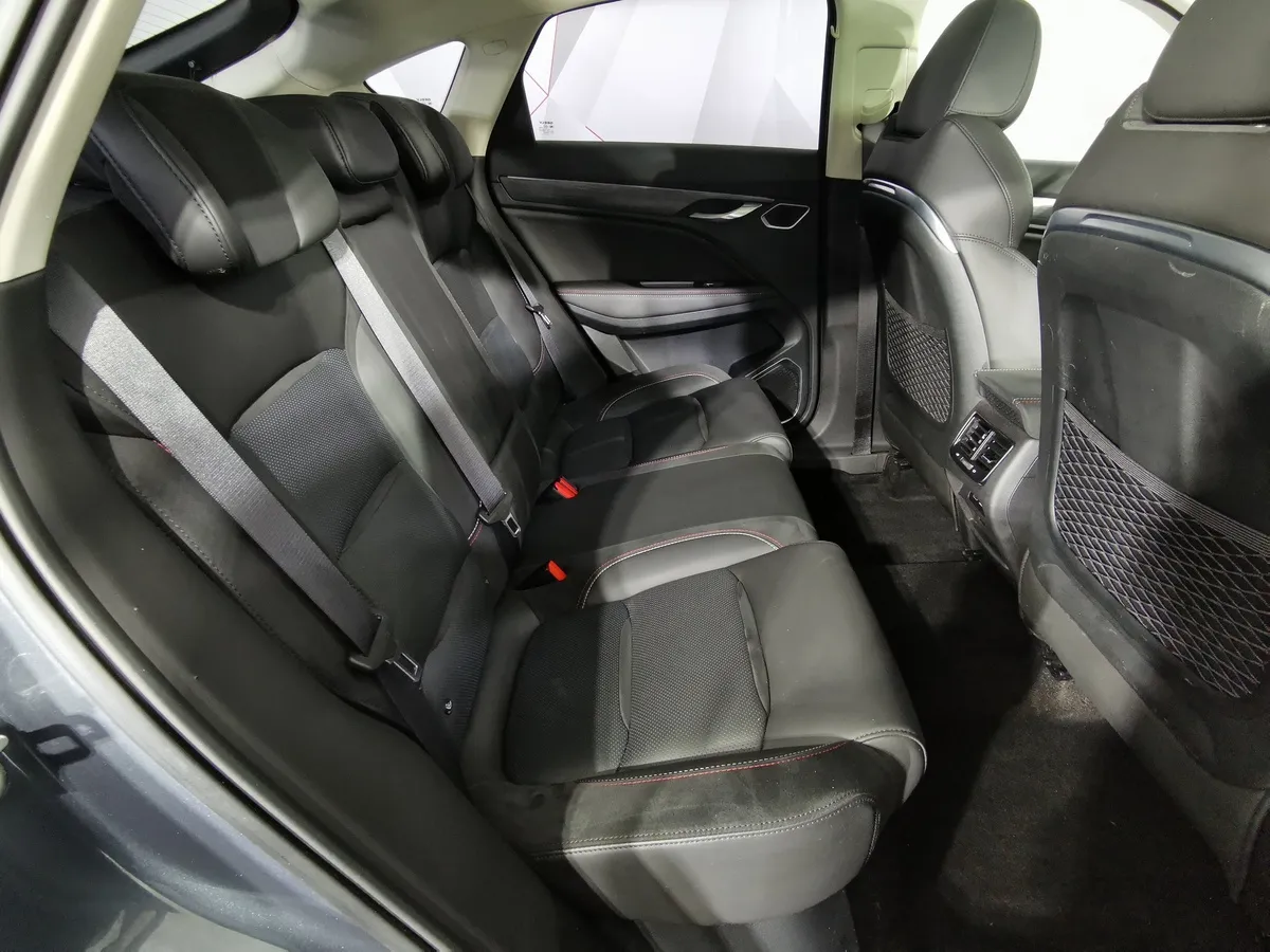 Geely Tugella 2.0 AT AWD (238 л.с.) Flagship Серый в АВИЛОН. Слайд №15