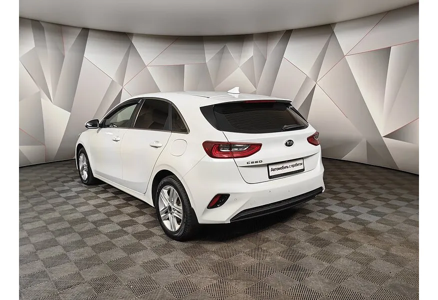 Kia Ceed 1.6 AT (129 л.с.) Classic Белый в АВИЛОН. Слайд №4