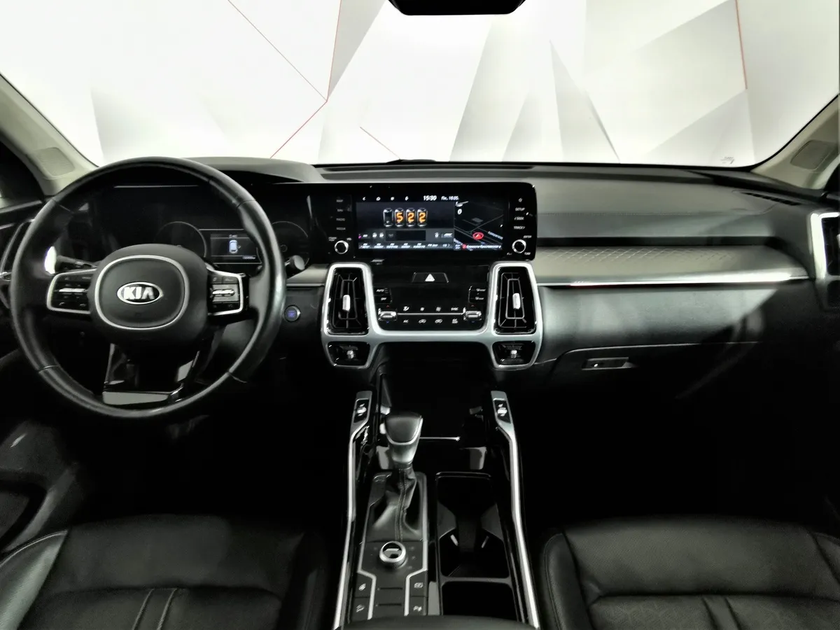 Kia Sorento 2.2 CRDi 4WD DCT (199 л.с.) Luxe Красный в АВИЛОН. Слайд №13
