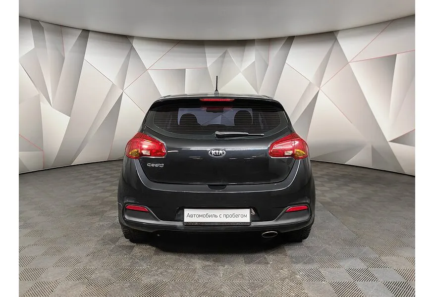 Kia Ceed 1.6 AT (129 л.с.) Черный в АВИЛОН. Слайд №8