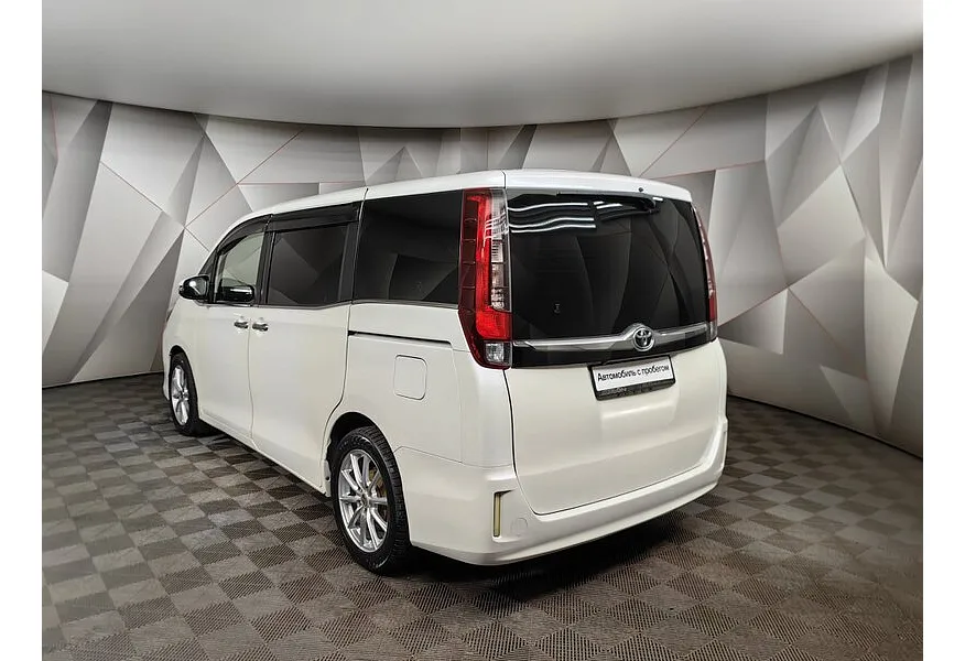 Toyota Esquire 2.0 CVT FWD (152 л.с.) Белый в АВИЛОН. Слайд №4