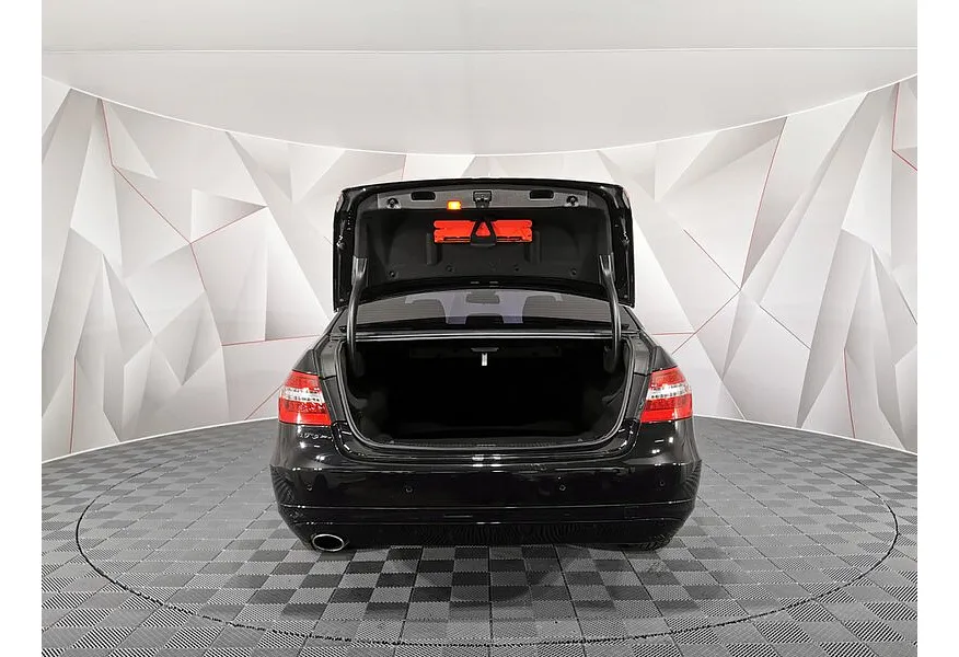 LIVE. Слайд №18