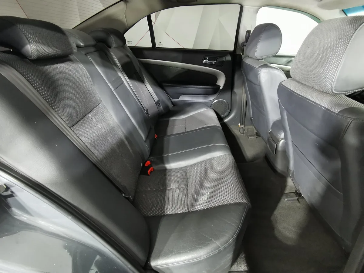 Chevrolet Epica 2.0 MT (143 л.с.) Серый в АВИЛОН. Слайд №15