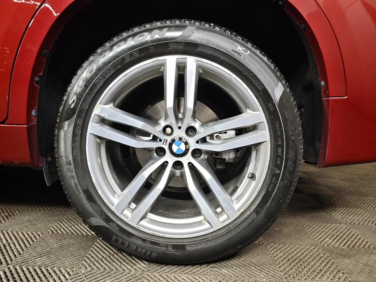 BMW X6 xDrive30d Steptroniс (249 л.с.) Красный в АВИЛОН. Слайд №7