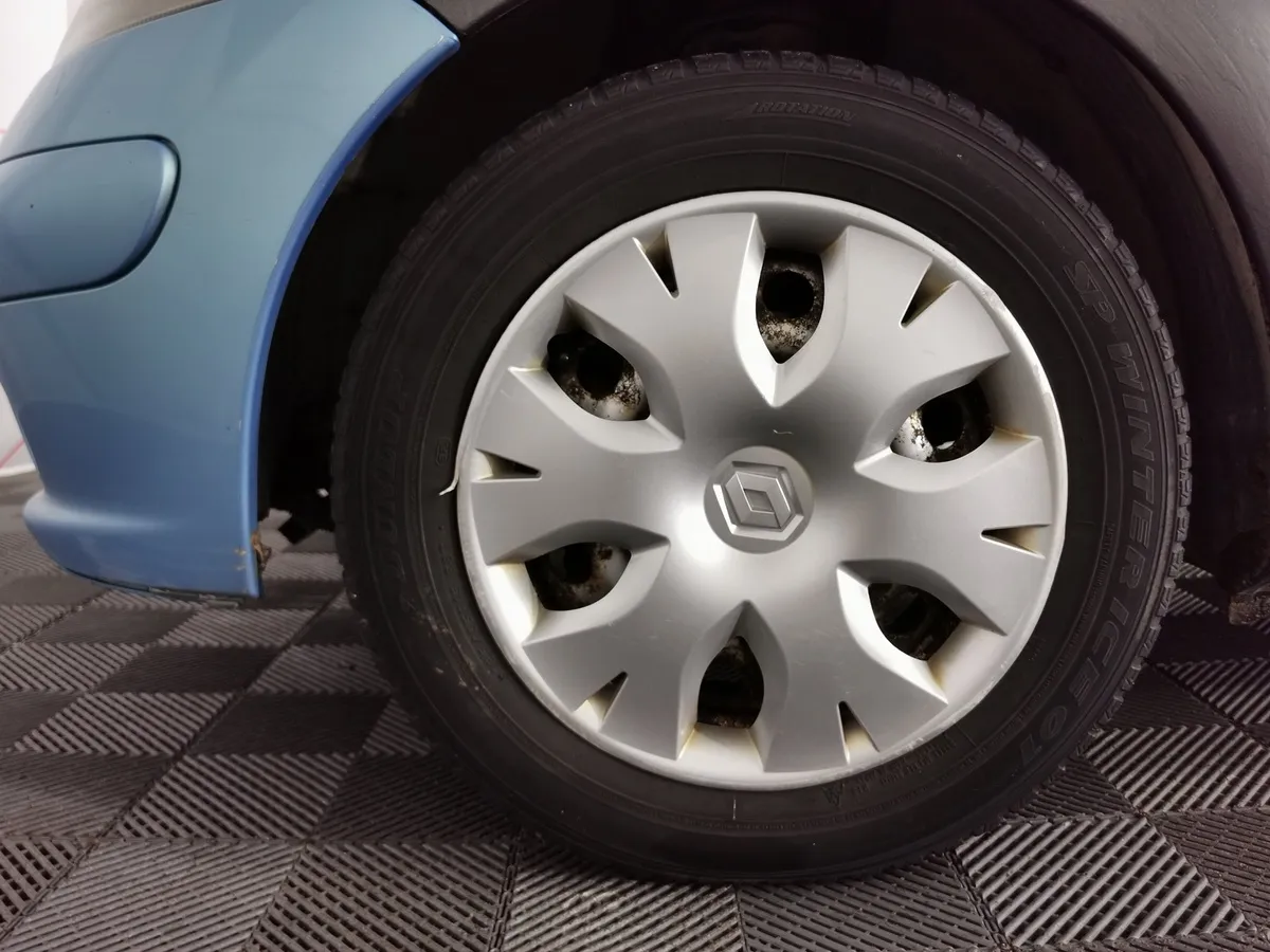Citroen C3 1.6 MT (110 л.с.) Голубой в АВИЛОН. Слайд №9