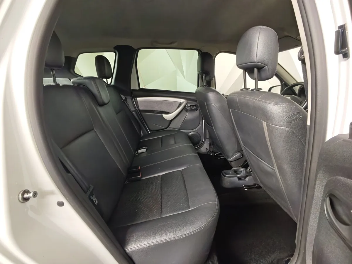 Renault Duster 2.0 AT (135 л.с.) Белый в АВИЛОН. Слайд №13
