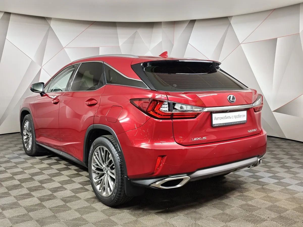 Lexus RX 200t AT AWD (238 л.с.) Executive Красный в АВИЛОН. Слайд №4