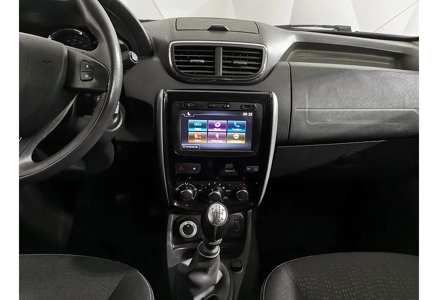 Nissan Terrano 2.0 MT AWD (143 л.с.) Серый в АВИЛОН. Слайд №15