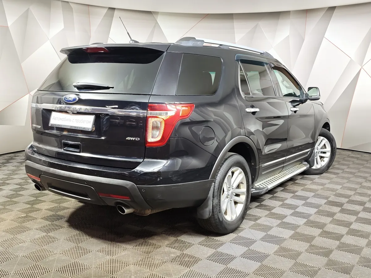 Ford Explorer 3.5 SelectShift 4WD (249 л.с.) Limited (LTD) Черный в АВИЛОН. Слайд №2