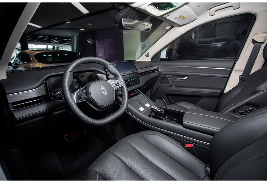 АВИЛОН - AITO M7 1.5 AT AWD (449 л.с.) Luxury Белый - slide 9