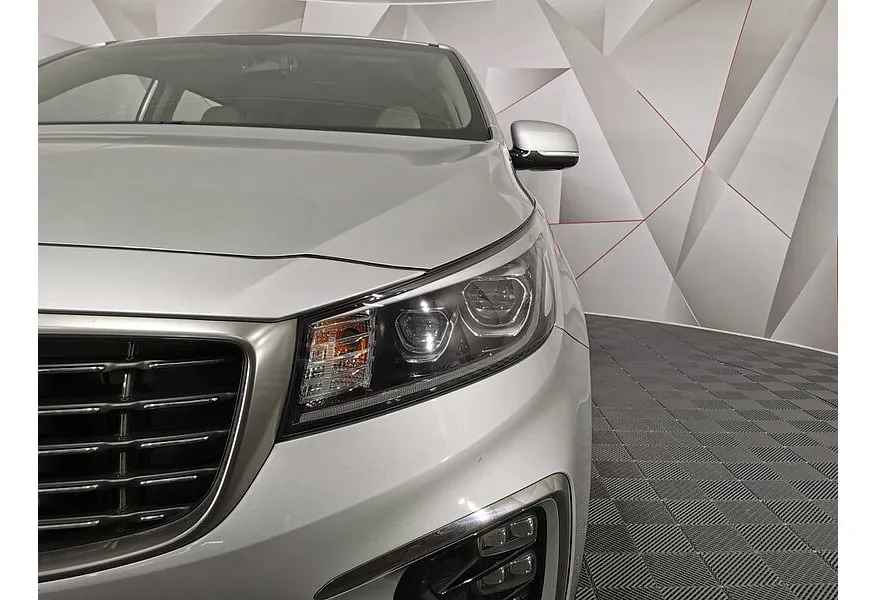 Kia Carnival 2.2 AT (199 л.с.) Premium Серый в АВИЛОН. Слайд №10