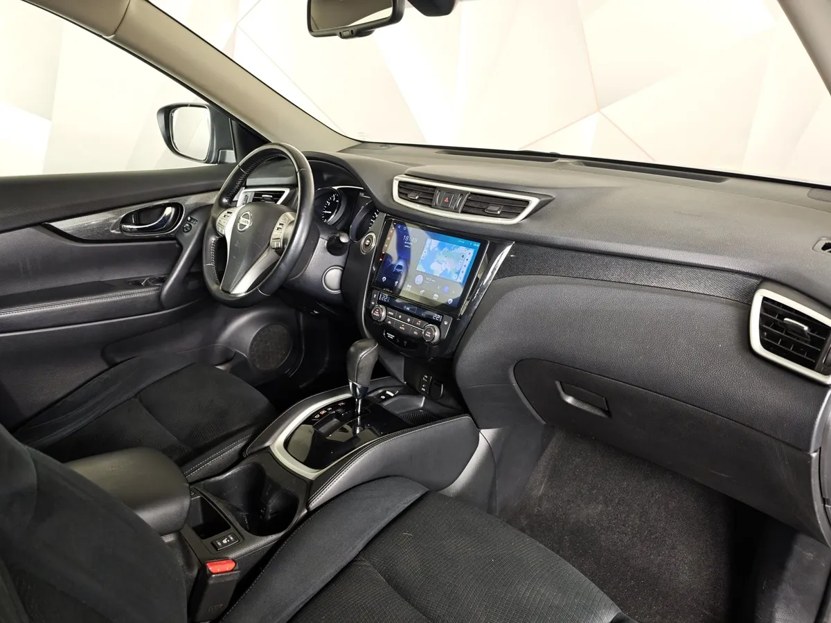 Nissan X-Trail 2.0 CVT (144 л.с.) Черный в АВИЛОН. Слайд №12