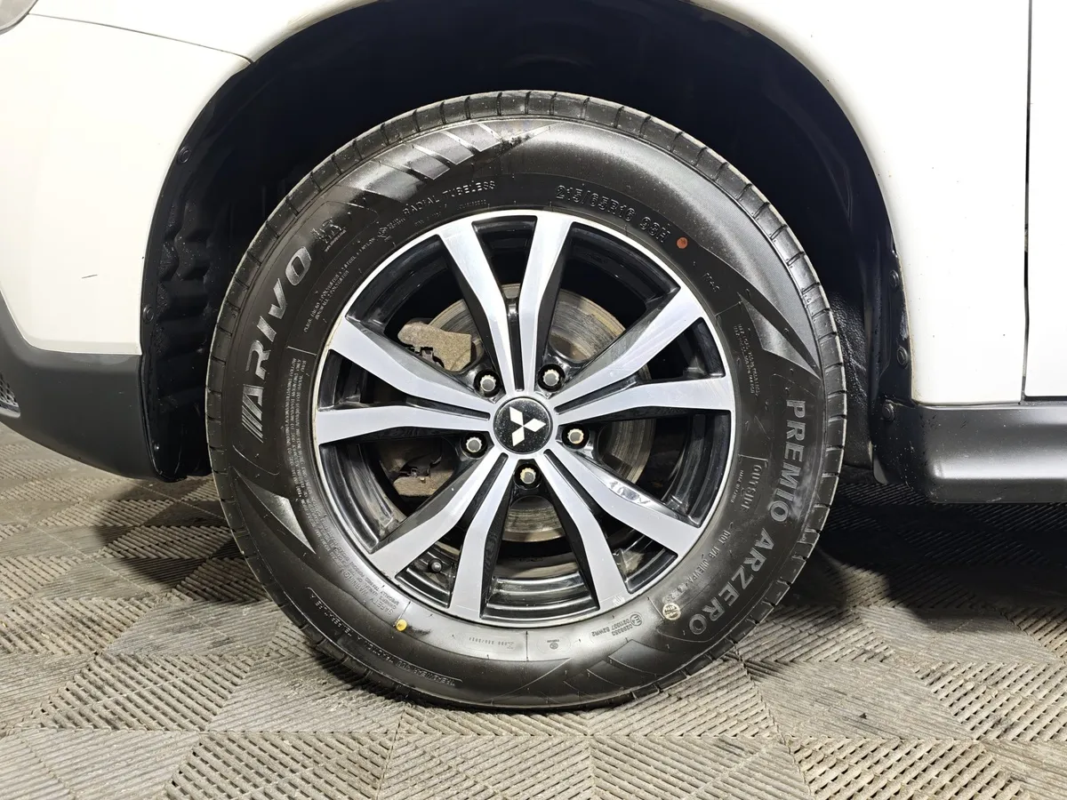 Mitsubishi ASX 1.8 CVT 2WD (140 л.с.) Белый в АВИЛОН. Слайд №9
