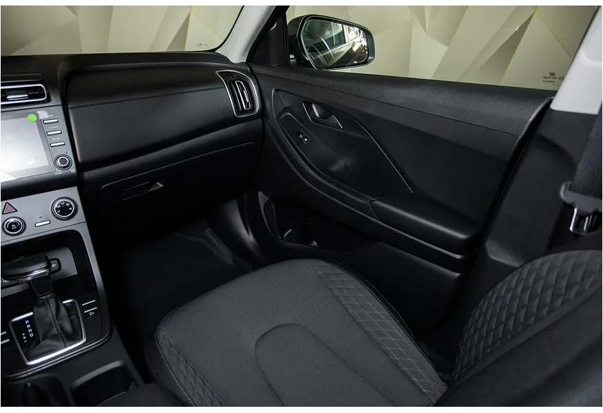 АВИЛОН - Solaris HC 1.6 MT 2WD (123 л.с.) Prime Серый - slide 6